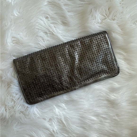 $129 Retail New! Kenneth Cole edgy clutch - Picture 12 of 13